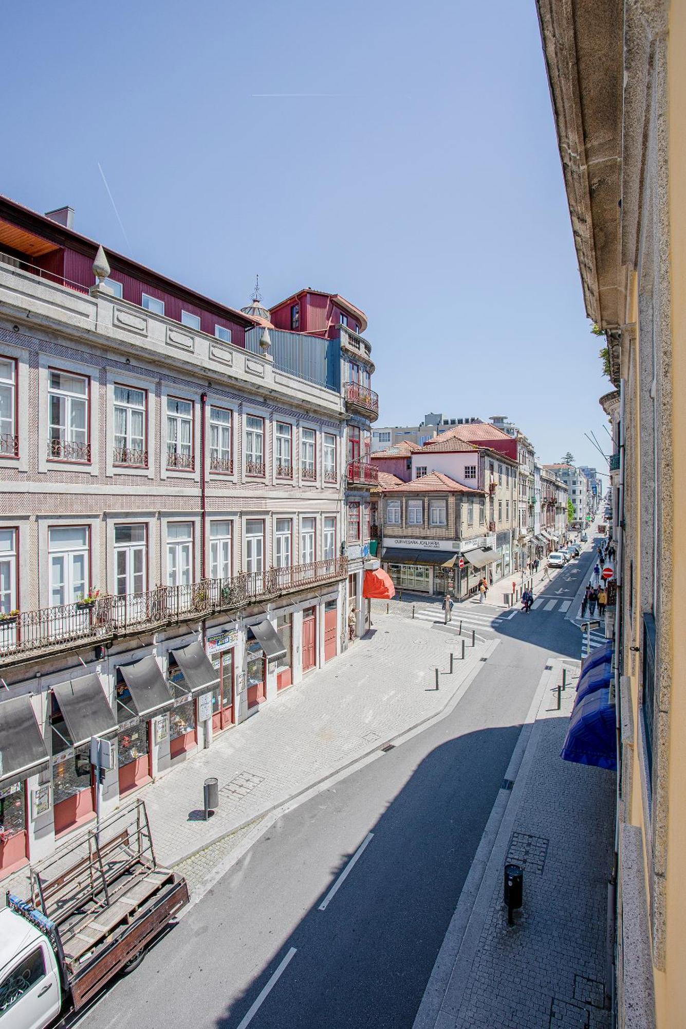 Liiiving In Porto - Aliados Stone Apartment 외부 사진