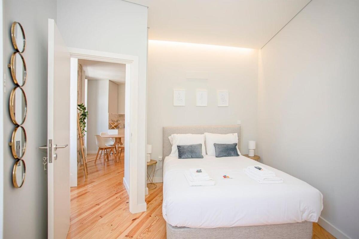 Liiiving In Porto - Aliados Stone Apartment 외부 사진