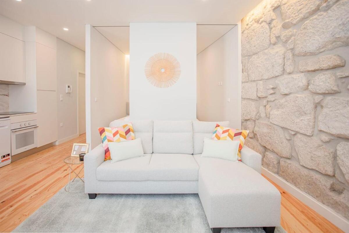 Liiiving In Porto - Aliados Stone Apartment 외부 사진